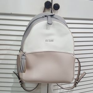 Authentic Guess medium backpack!